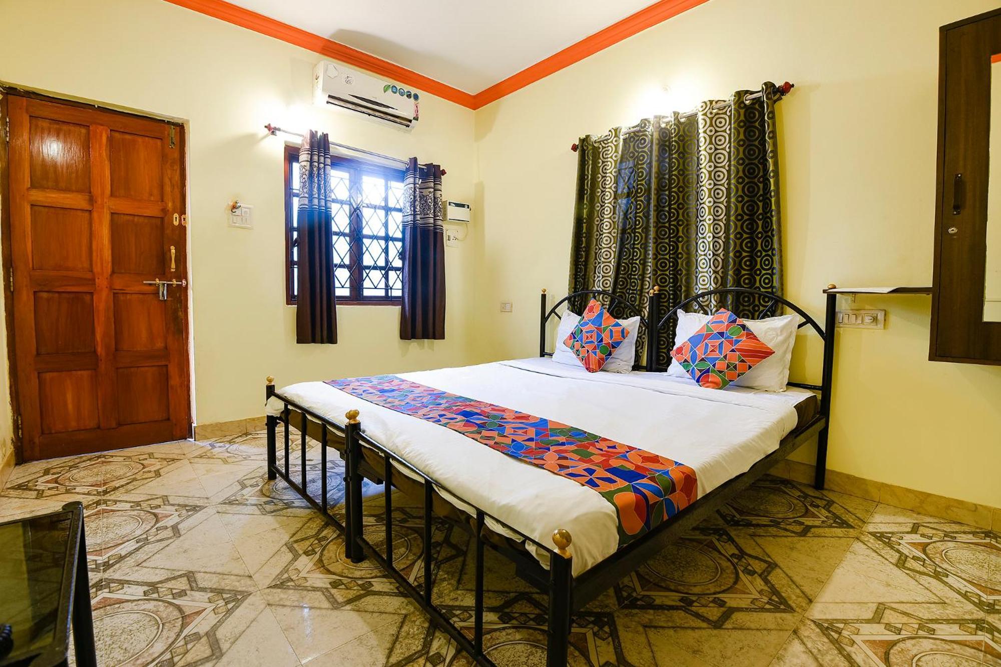 Fabhotel Joaquim Beachside Resort - Nr Tito'S Lane, Baga Beach Kültér fotó