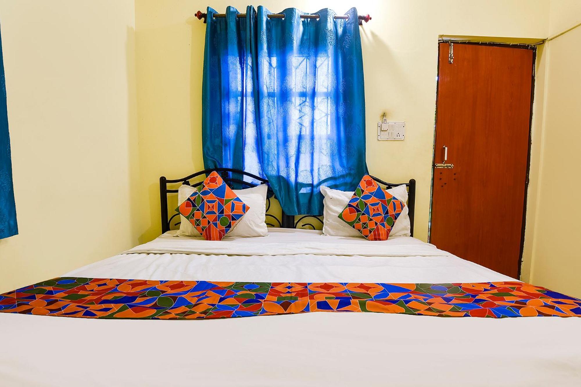 Fabhotel Joaquim Beachside Resort - Nr Tito'S Lane, Baga Beach Kültér fotó