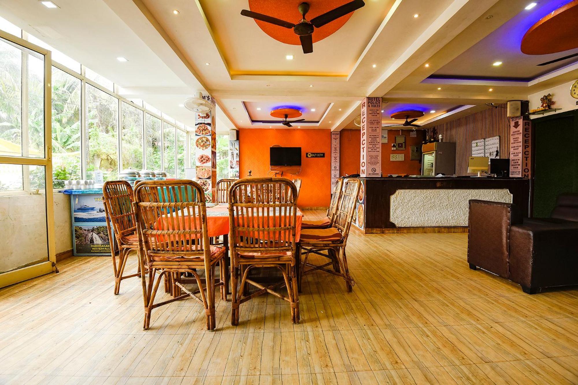 Fabhotel Joaquim Beachside Resort - Nr Tito'S Lane, Baga Beach Kültér fotó
