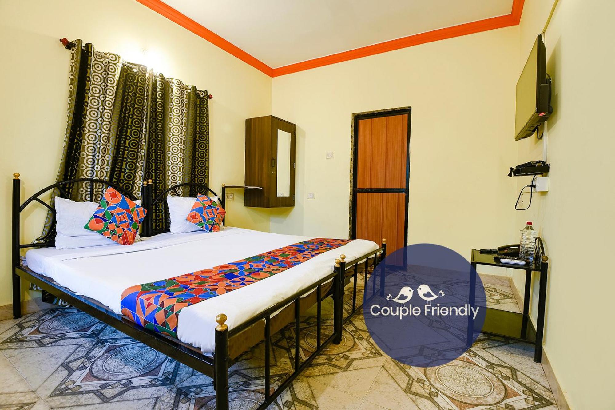 Fabhotel Joaquim Beachside Resort - Nr Tito'S Lane, Baga Beach Kültér fotó